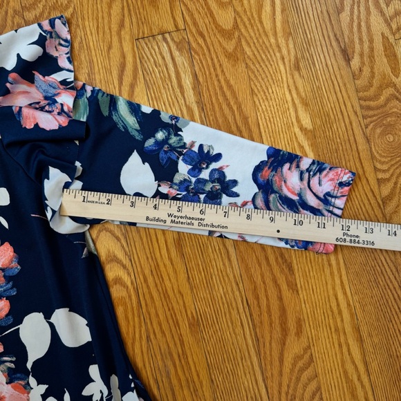 Annabelle Womens Floral 3/4 Sleeve Dress with Ruffled Shoulders & Pockets Size S - Picture 11 of 11